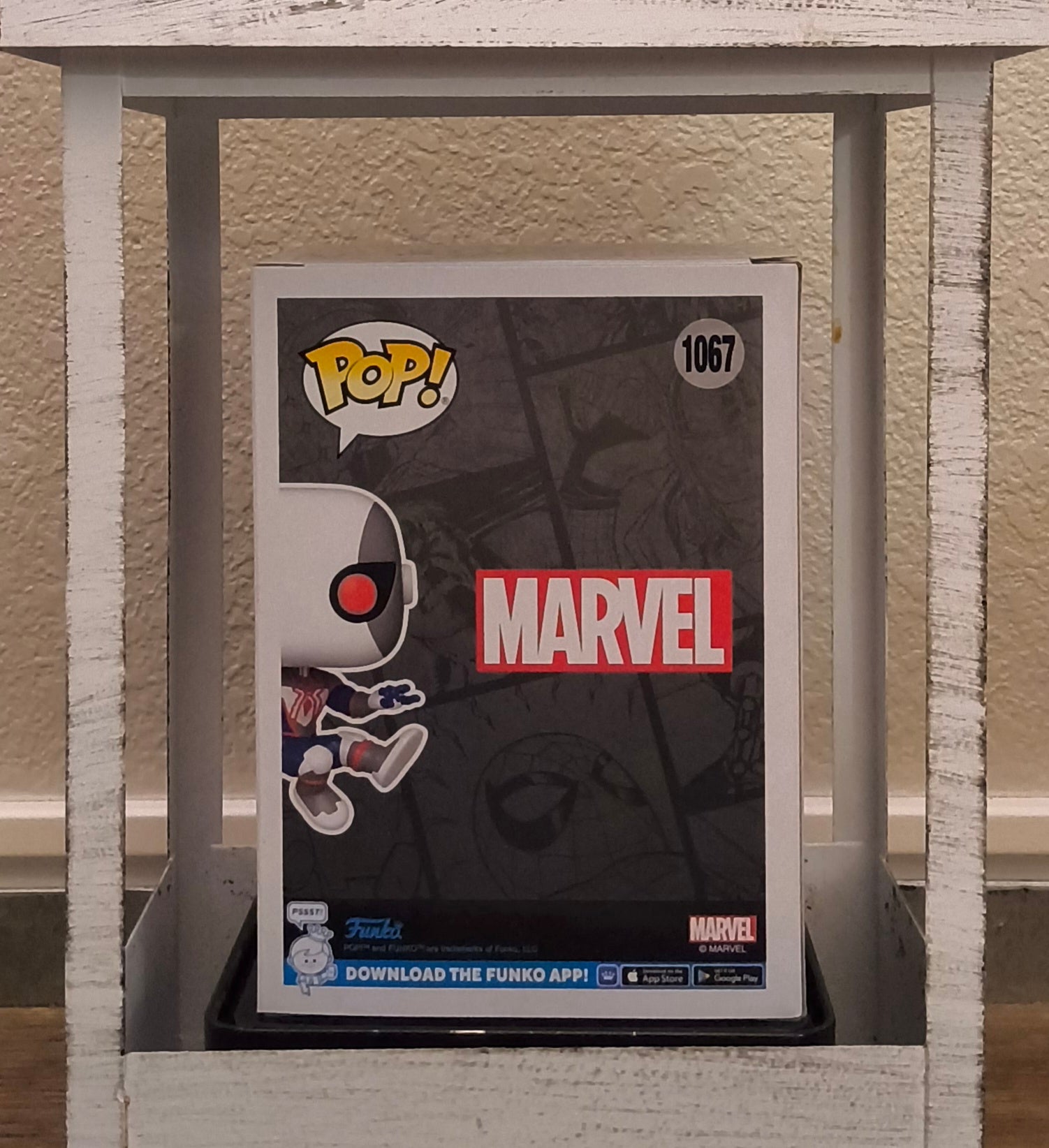 Funko Pop! Marvel - Spider-Man #1067 Bug-Eyes Armor - 2022 Winter Convention LE