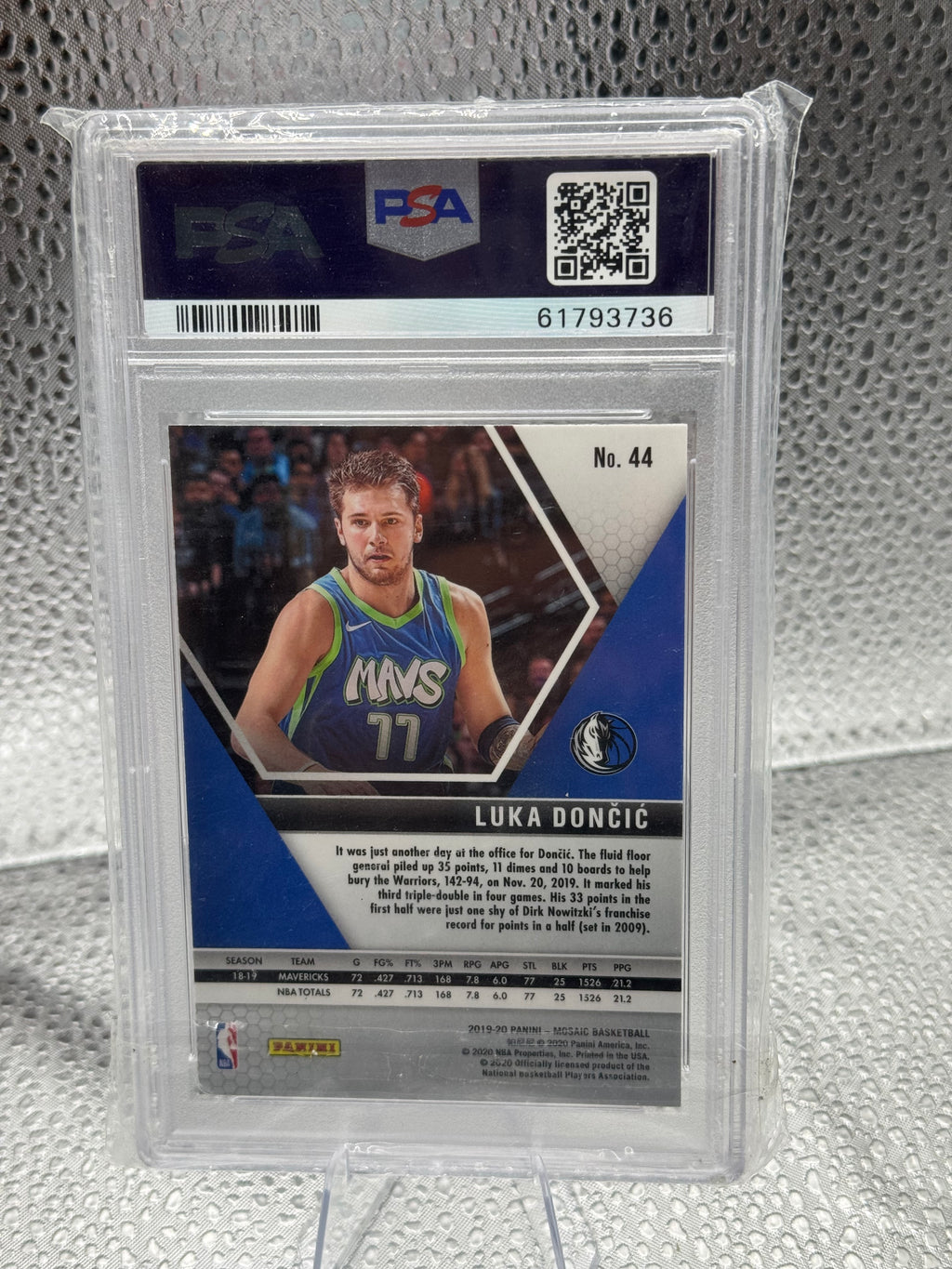 2019 Panini Mosaic Luka Doncic #44 PSA 9