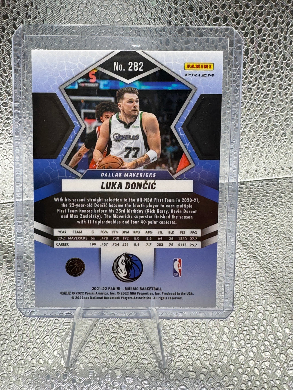 2021 Panini Mosaic Luka Dončić #282 Green Reactive