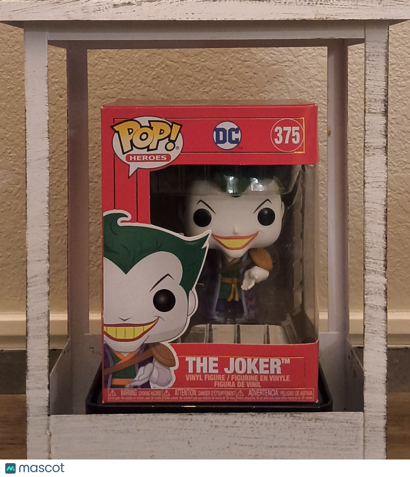 Funko Pop! Vinyl: DC Universe the Joker #375 Figure
