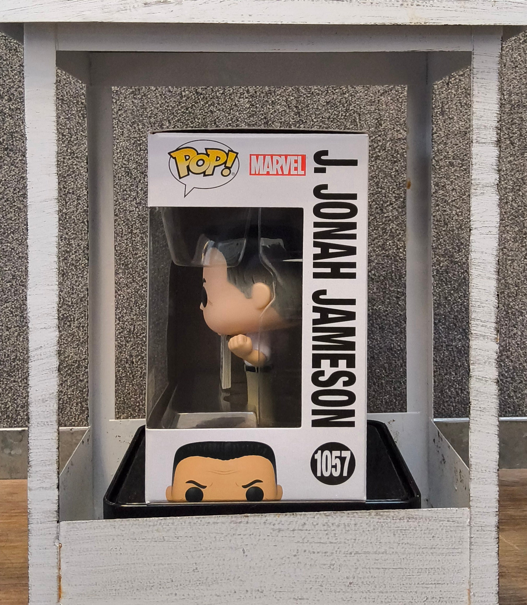 Funko Pop Marvel 1057 J Jonah Jameson Entertainment Earth Exclusive LE