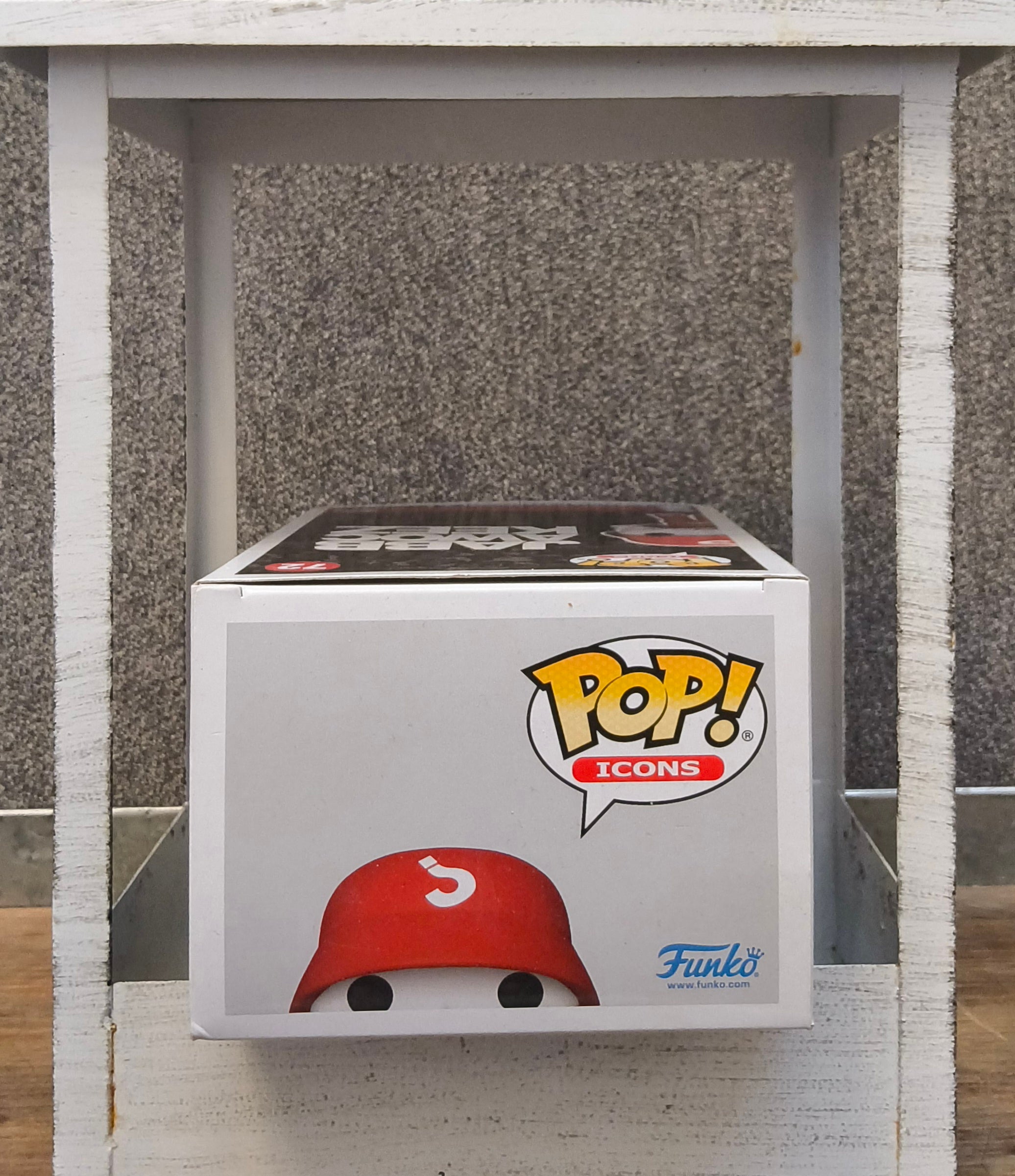 Funko Pop! Jabbawockeez #72, JABBAWOCKEEZ Vinyl Figure (Red Oufit)