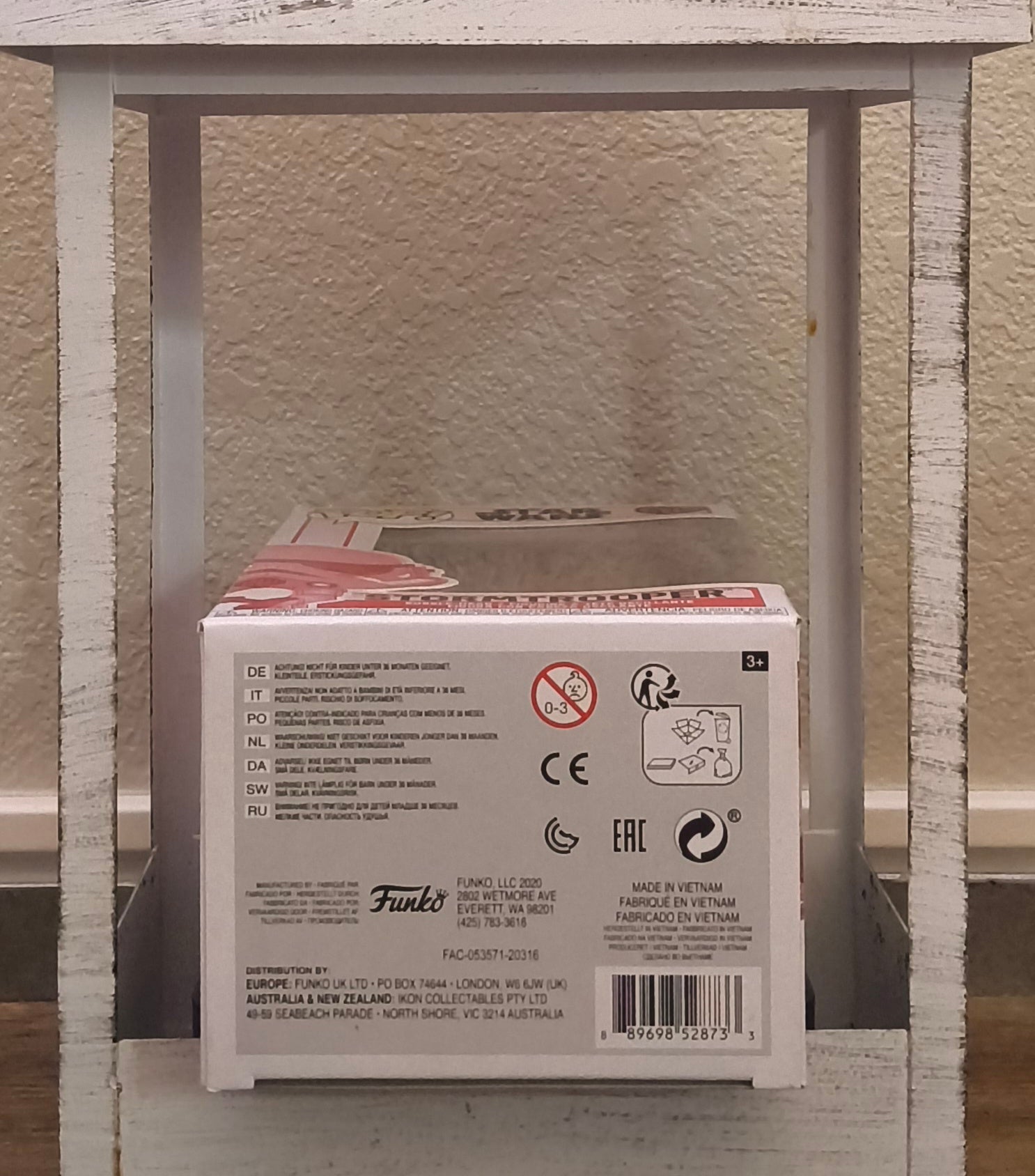 Funko Pop! Vinyl: Star Wars - Stormtrooper (Valentines - Pink) #418