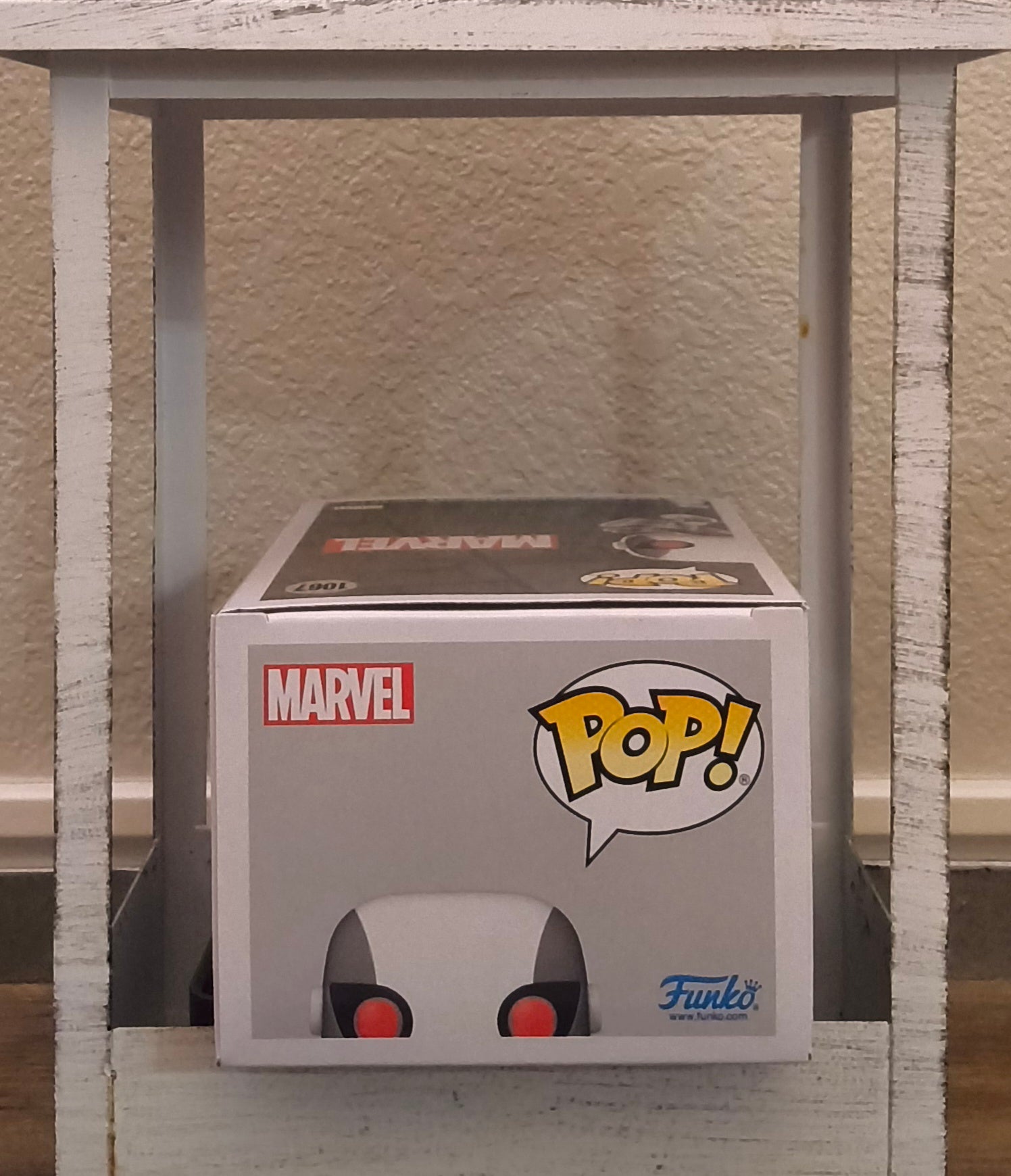 Funko Pop! Marvel - Spider-Man #1067 Bug-Eyes Armor - 2022 Winter Convention LE