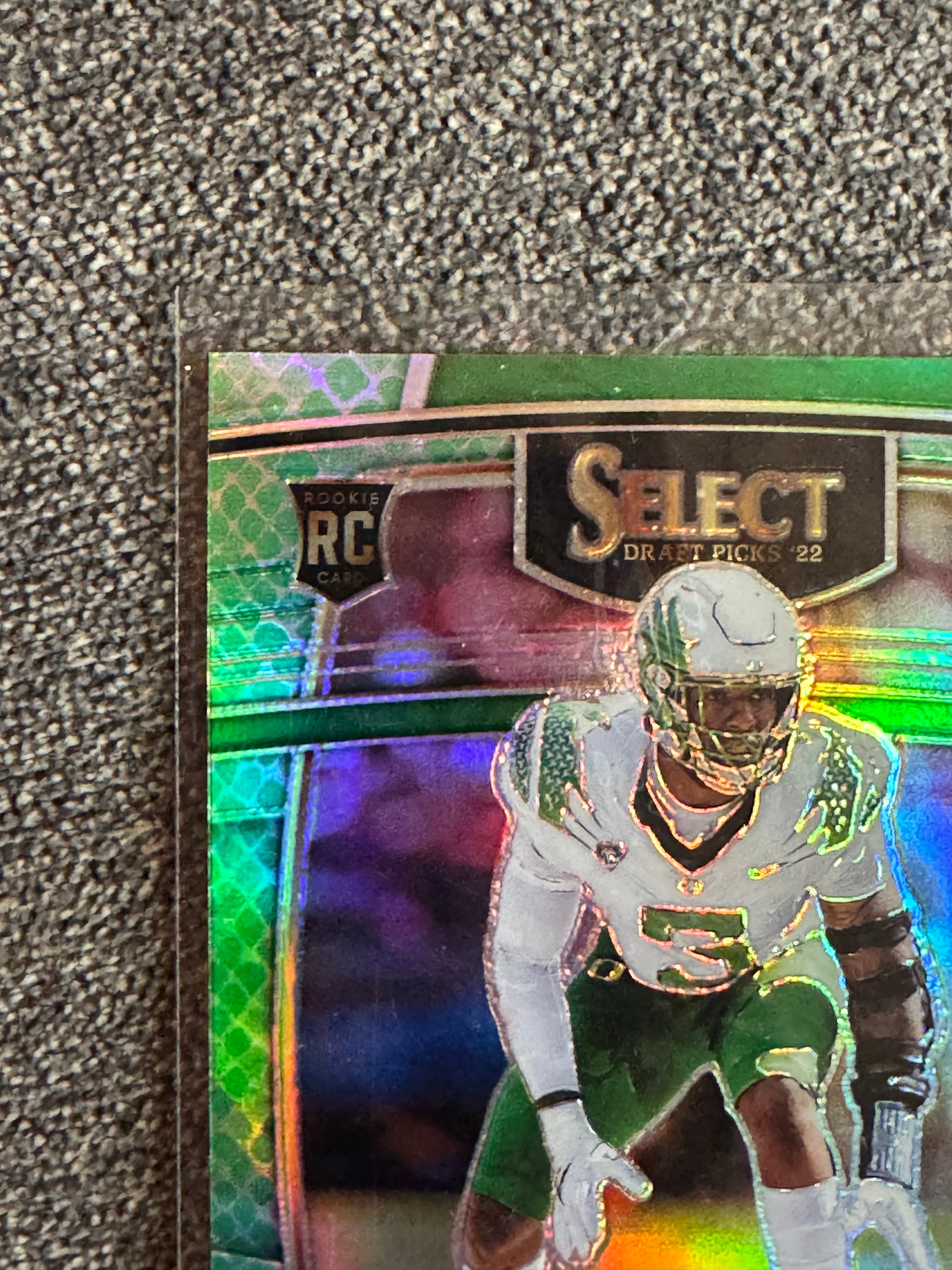 2022 Panini Select Draft Picks Kayvon Thibodeaux #1 Dragon Scale RC