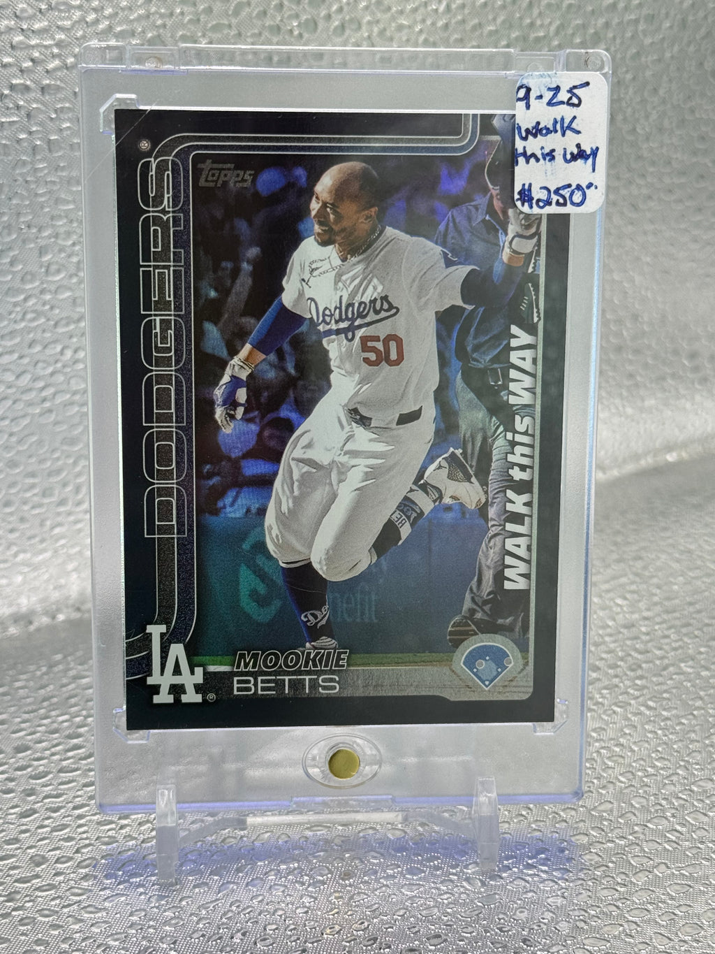 2025 Topps Walk This Way Mookie Betts #WTW-7