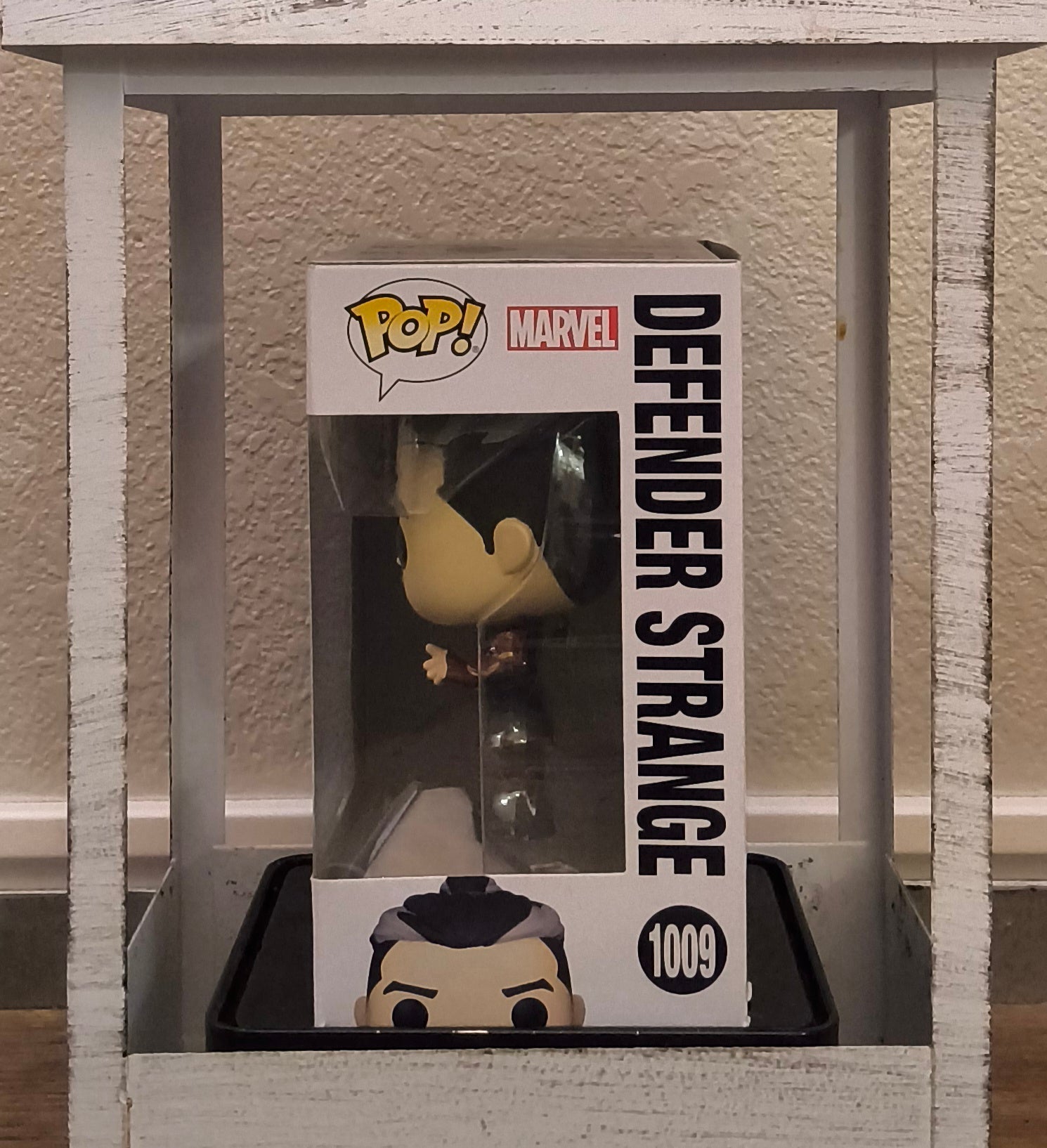 2022 Funko Pop! Defender Strange in the Multiverse of Madness #1009