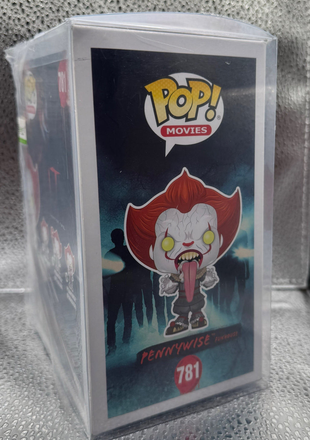 Funko Pop Pennywise Funhouse #781 Exclusive Pop! Movies Horror IT