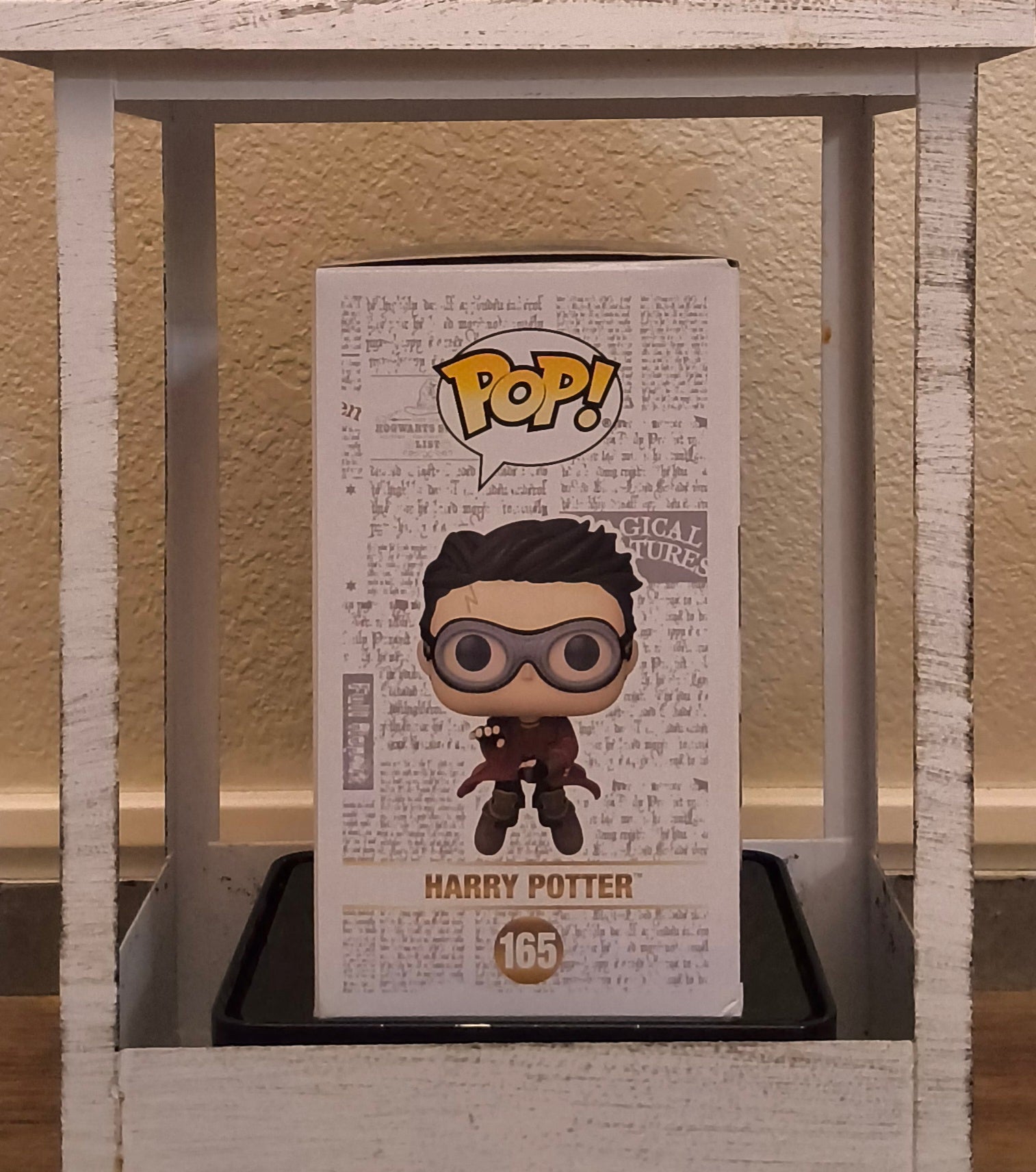 Funko Pop! Vinyl: Harry Potter - Harry Potter With Broom #165