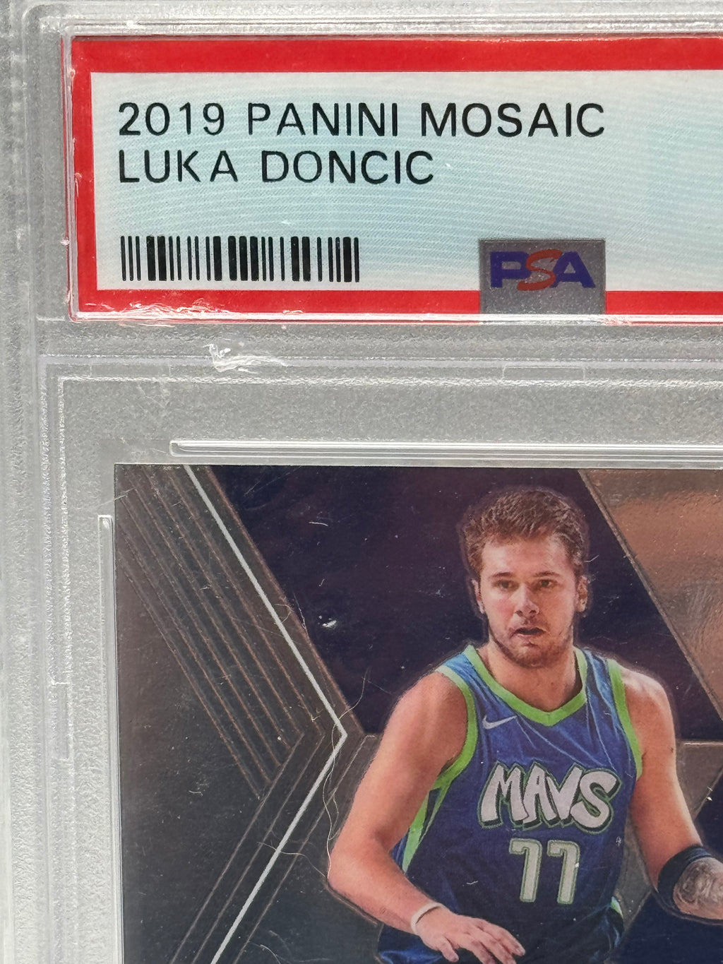 2019 Panini Mosaic Luka Doncic #44 PSA 9