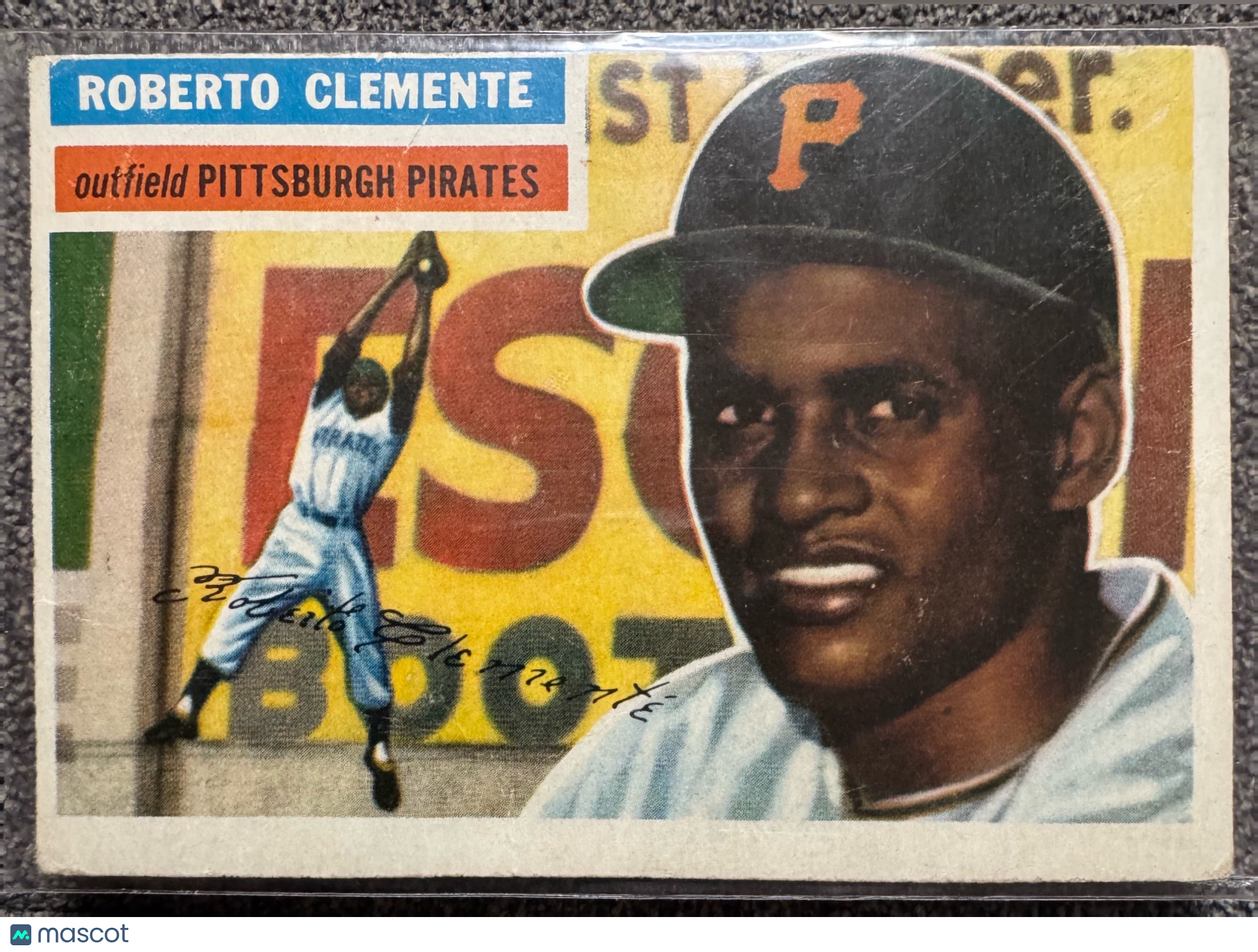 1956 Topps Baseball Roberto Clemente #33