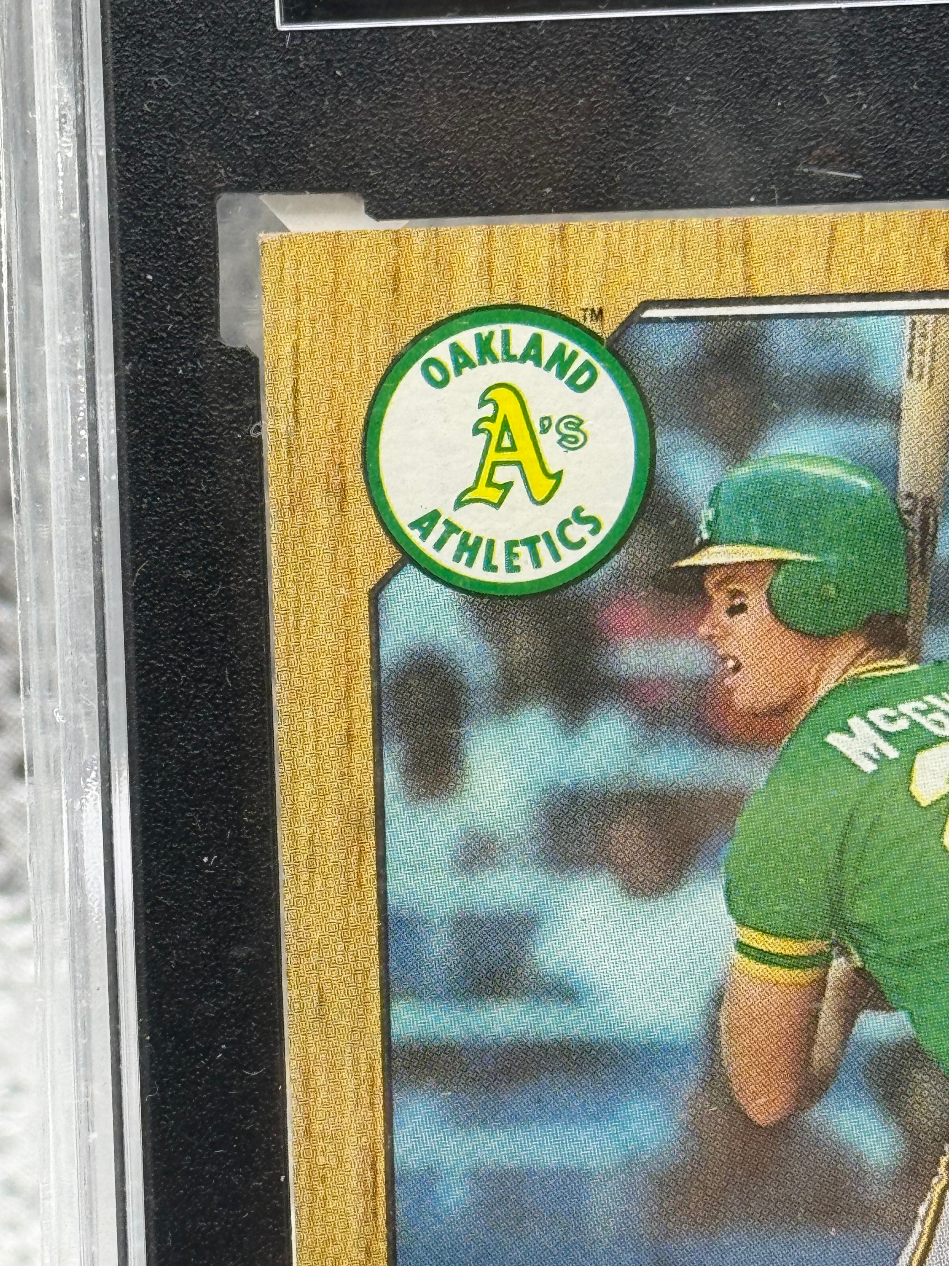 1987 Topps Mark Mcgwire #366 SGC 9