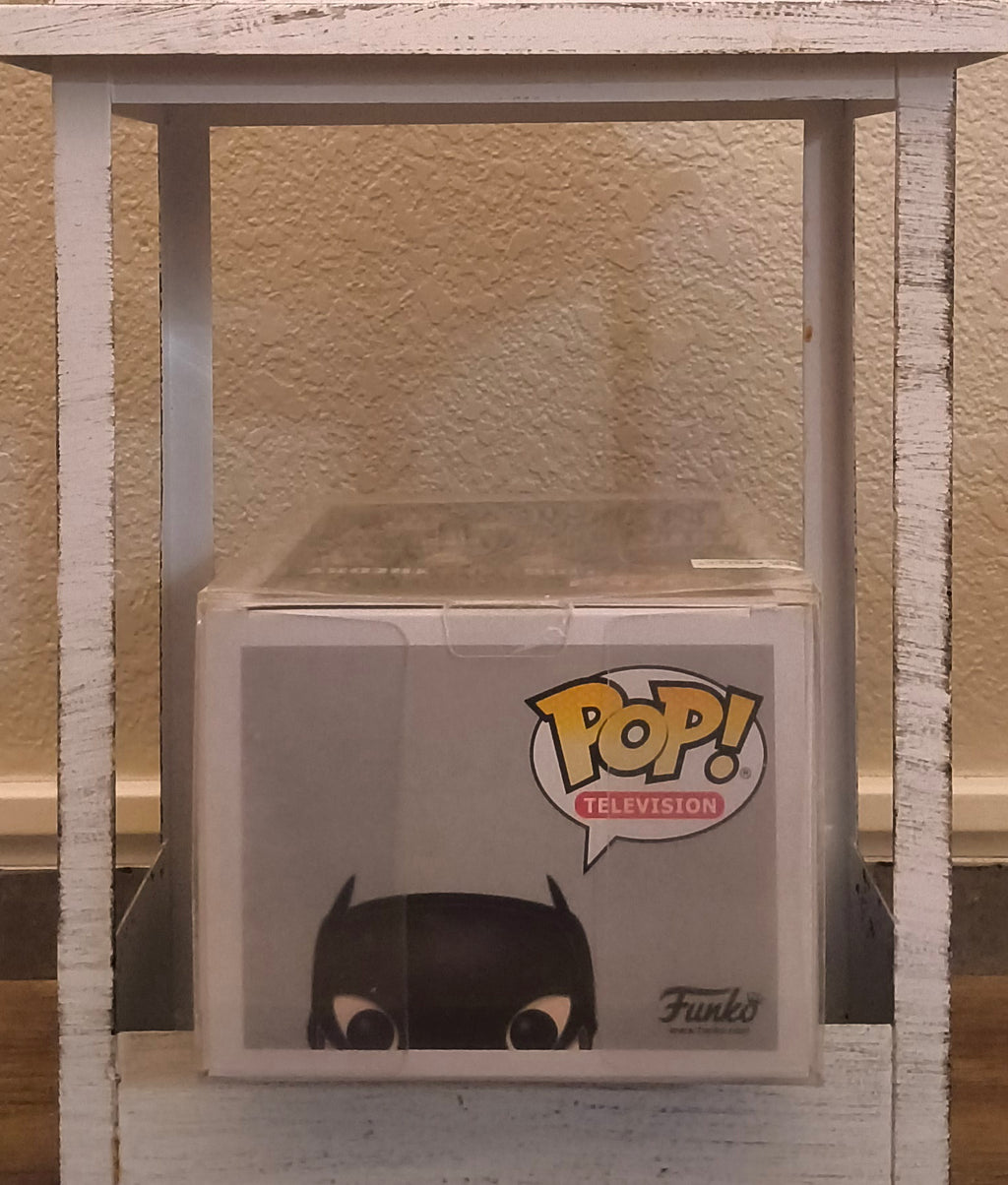 Funko Pop! The Big Bang Theory - Howard Wolowitz as Batman #834 W/ Protector