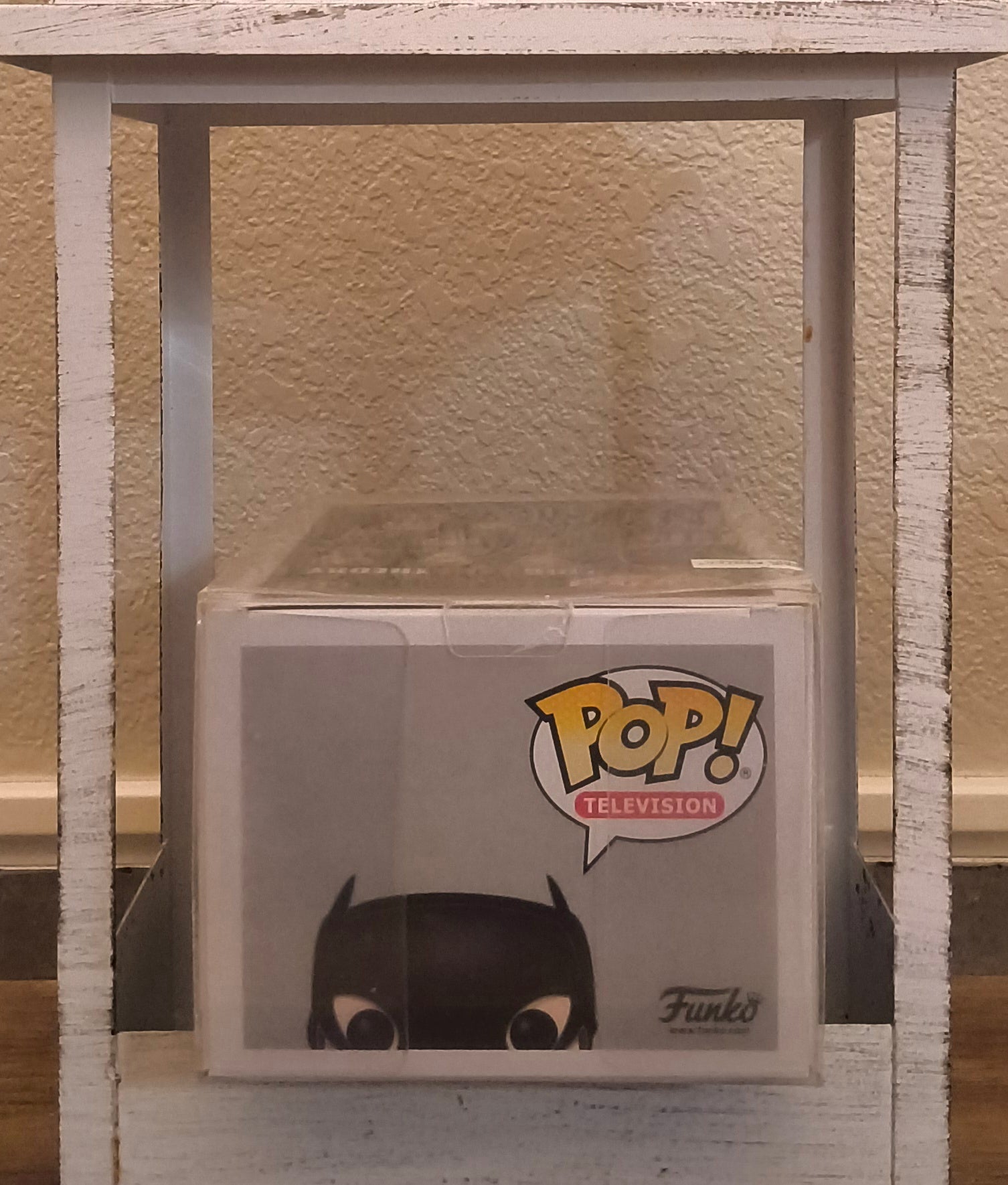 Funko Pop! The Big Bang Theory - Howard Wolowitz as Batman #834 W/ Protector